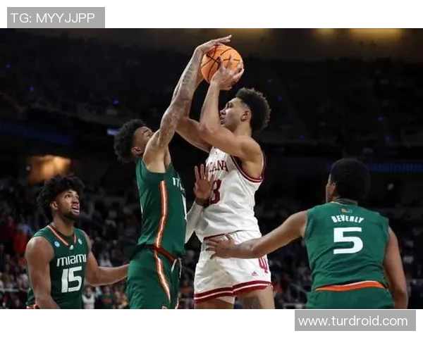 残阵逆袭登顶联盟榜首：团队篮球与顶级防守效率终结冠军悬念